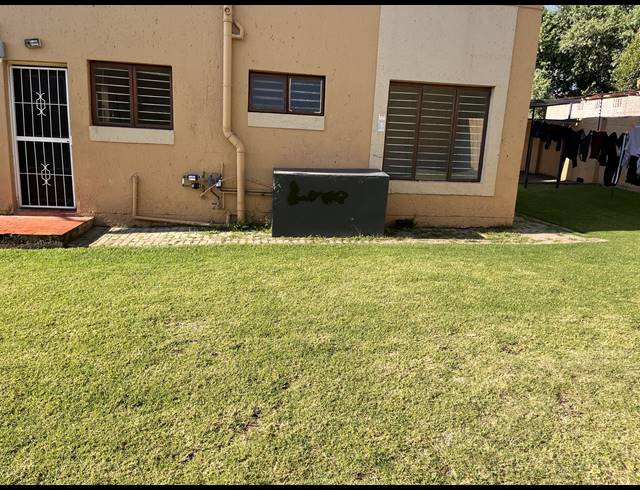 2 BEDROOM DUPLEX FOR SALE IN FLORIDA